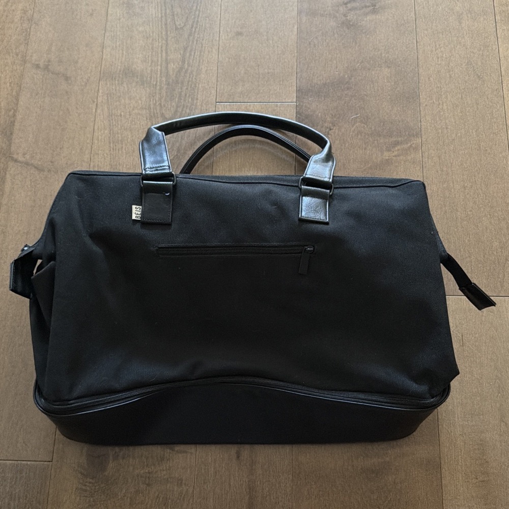 BEIS The Weekender Black Travel Bag Weekender Overnight